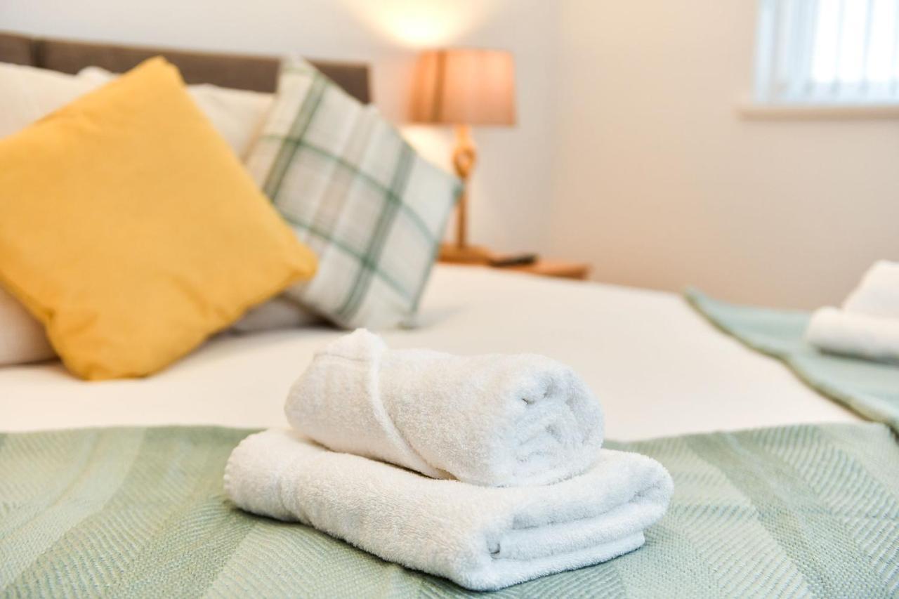 Just Stay Wales - Meridian Wharf, Marina View - 2 Bed Apartment Σουόνσι Εξωτερικό φωτογραφία