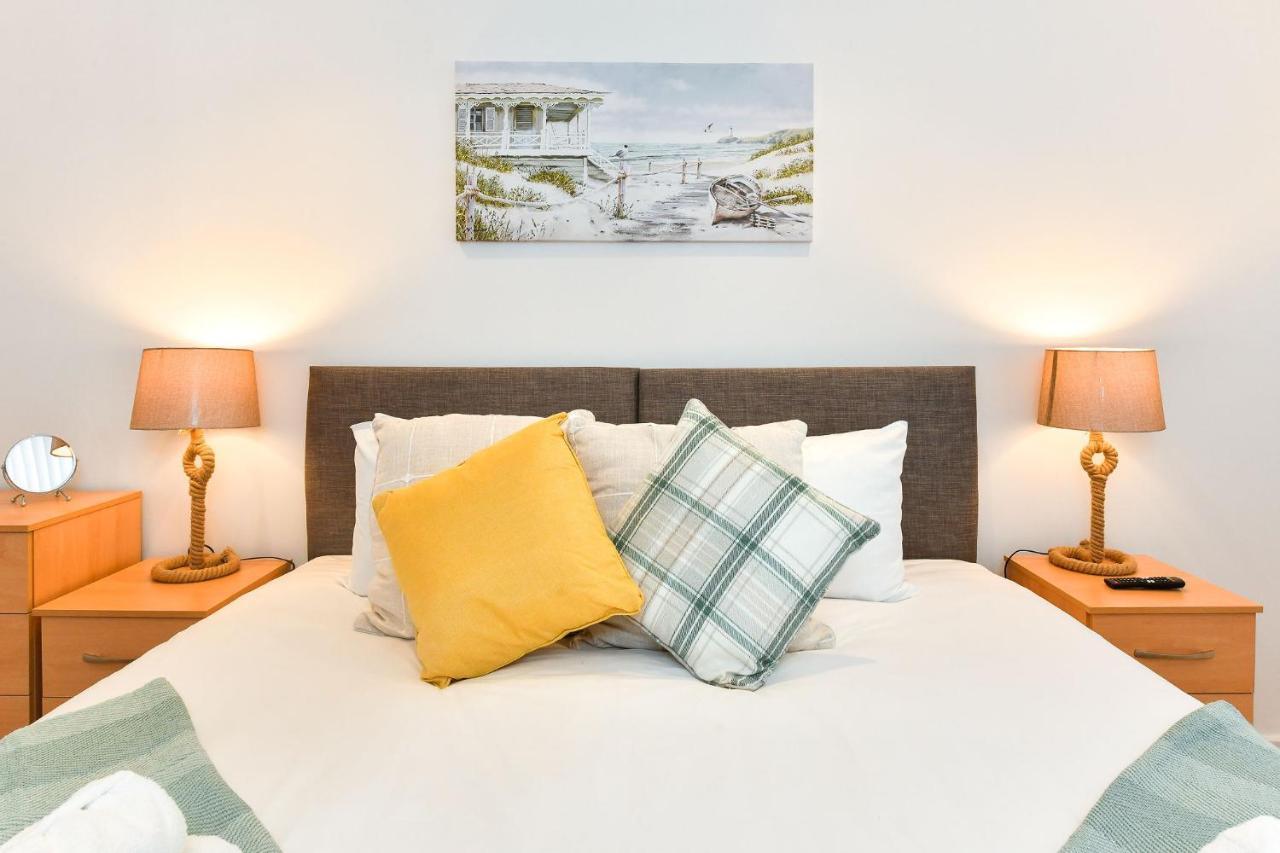 Just Stay Wales - Meridian Wharf, Marina View - 2 Bed Apartment Σουόνσι Εξωτερικό φωτογραφία