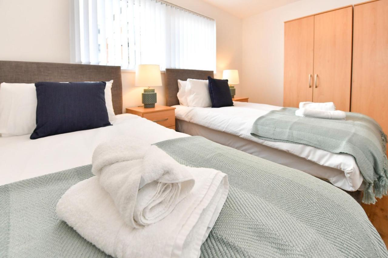 Just Stay Wales - Meridian Wharf, Marina View - 2 Bed Apartment Σουόνσι Εξωτερικό φωτογραφία